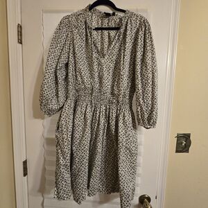 GAP Black and White Long Sleeve Dress